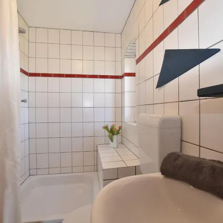 Beautiful In Stove With Terrace Apartamento Boiensdorf