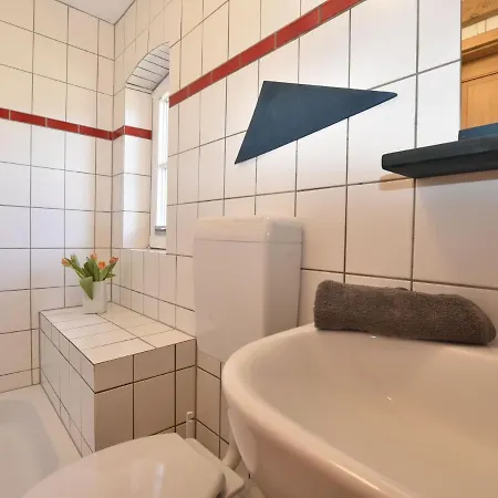 Beautiful In Stove With Terrace Apartamento